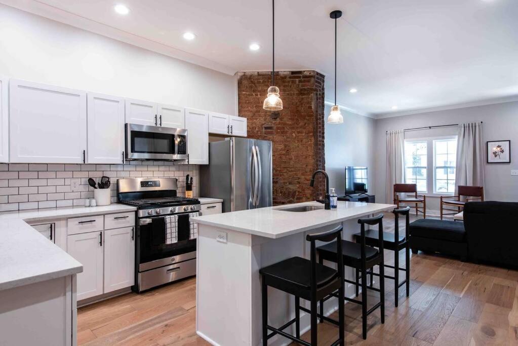 Newly Renovated 3 Bedroom Shelby Park Home **Free Parking** Louisville Exterior foto